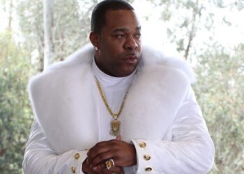 Twitter, butt, video, Las Vegas, Nikita Mathis, rapper, airport, Busta Rhymes