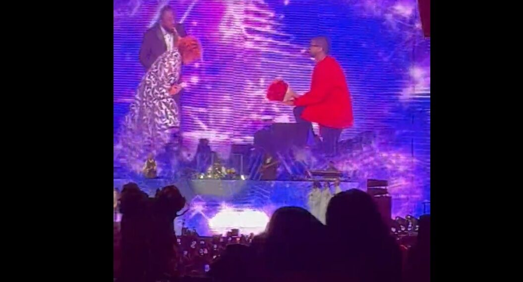 auntie, nephew, roses, Atlanta, The Songstress, tour, Anita Baker, Usher, singer