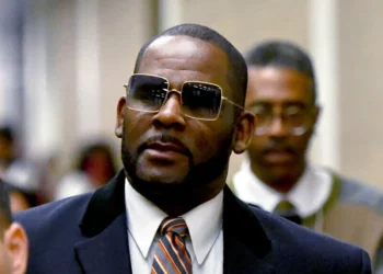 prosecutors, R Kelly, sentence