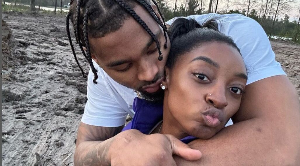 Instagram, photos, home, announcement, Texas, Houston, Jonathan Owens, Simone Biles