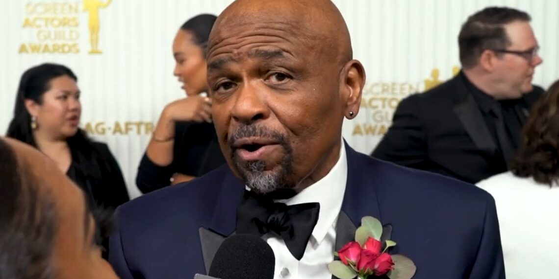 actor, episode, Mr. Johnson, janitor, Abbott Elementary, show, love interest, Halle Berry, William Sanford Davis