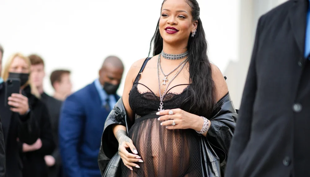 Rihanna, son, workout