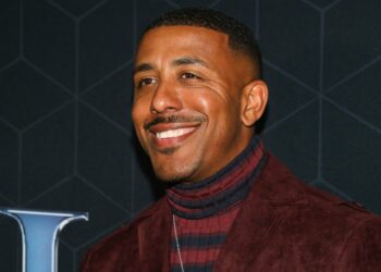 single mothers Marques Houston teenager