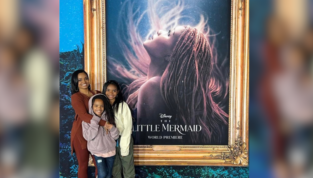 family, mother, Kyla, Pratt, The Little Mermaid, premiere, attire, casual