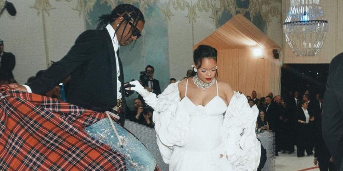wealth, baby, love, assets, billionaire, Jay-Z, Fenty Beauty, Fenty, marriage, A$AP Rocky, Rihanna, singer, rapper, couple