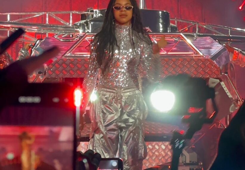surprise, girl, Paris, audience Renaissance World Tour, show, stage, Beyoncé, My Power, Blue Ivy