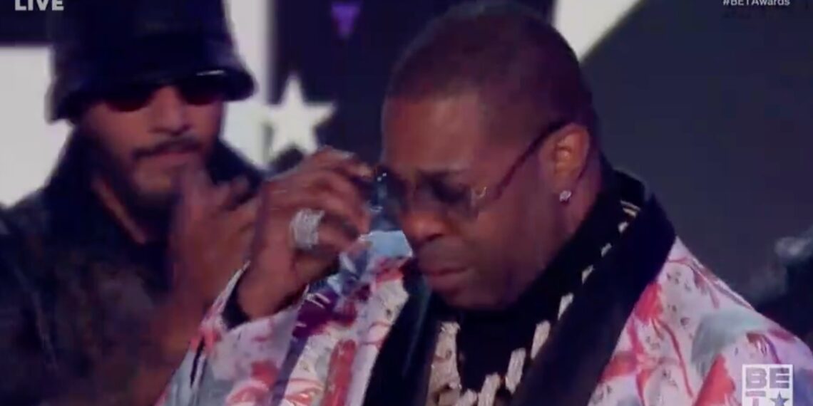 Busta Rhymes Cried Tears Of Joy After Receiving Lifetime Achievement At ...