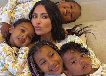 North, Kardashian, Scott, fart