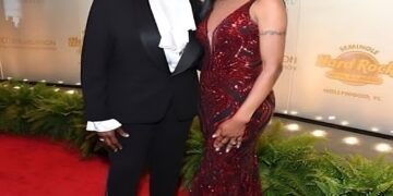 Gloria Carter Roxanne Wilshire Jay-Z Mother Lesbian Gay Wedding