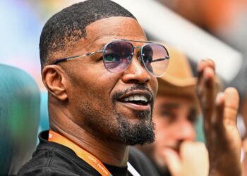 singer, Chicago River, update, health, Jamie Foxx, yacht, video, fans, actor