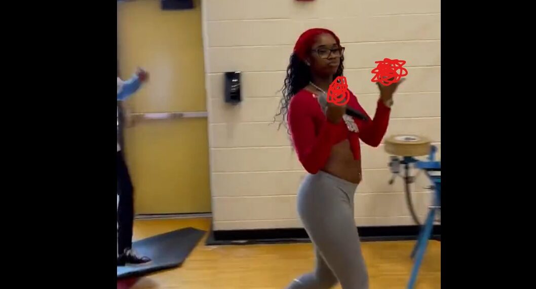 girls, boys, Pound Town, song, high school, students, prom, Twitter, rapper, Sexyy Red