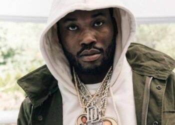 toilet, Twitter, Michael Rubin, Fourth of July, Instagram Story, post, party, rapper, Meek Mill
