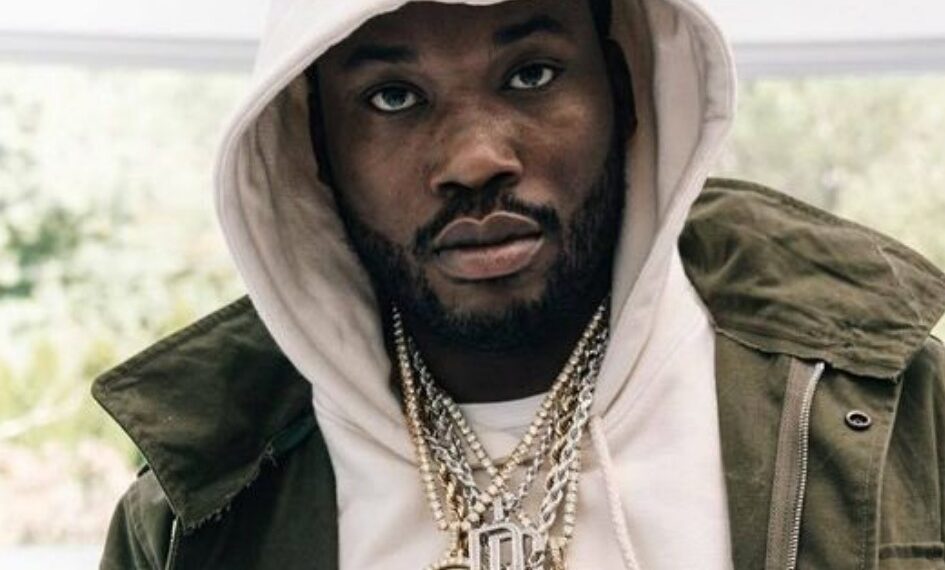 toilet, Twitter, Michael Rubin, Fourth of July, Instagram Story, post, party, rapper, Meek Mill