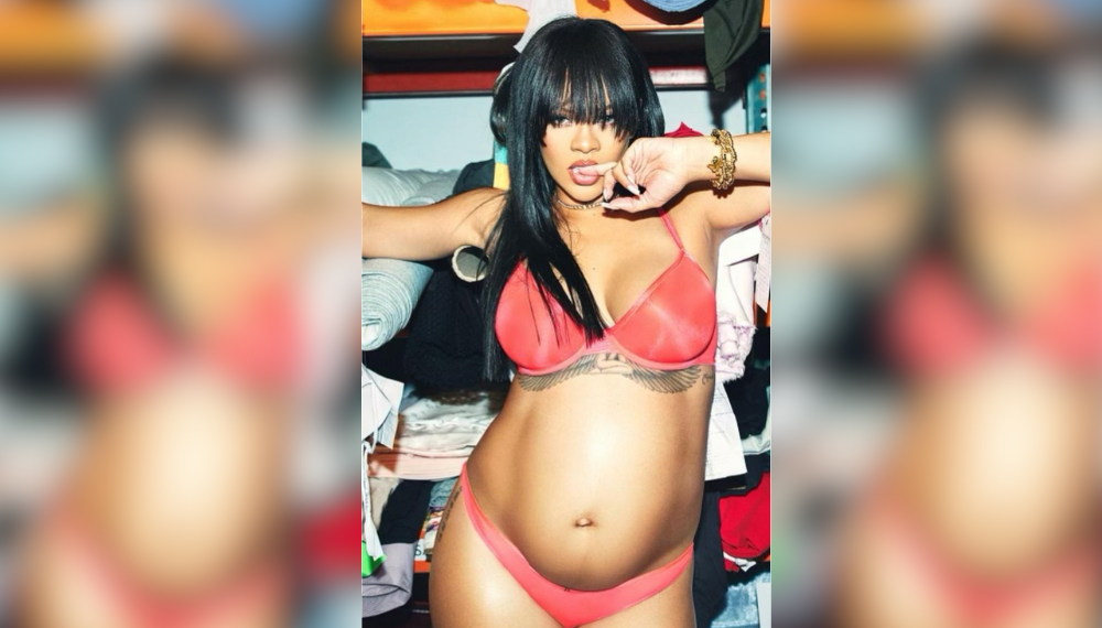 maternity, line, Rihanna, Savage, Fenty, sexy, mother, baby