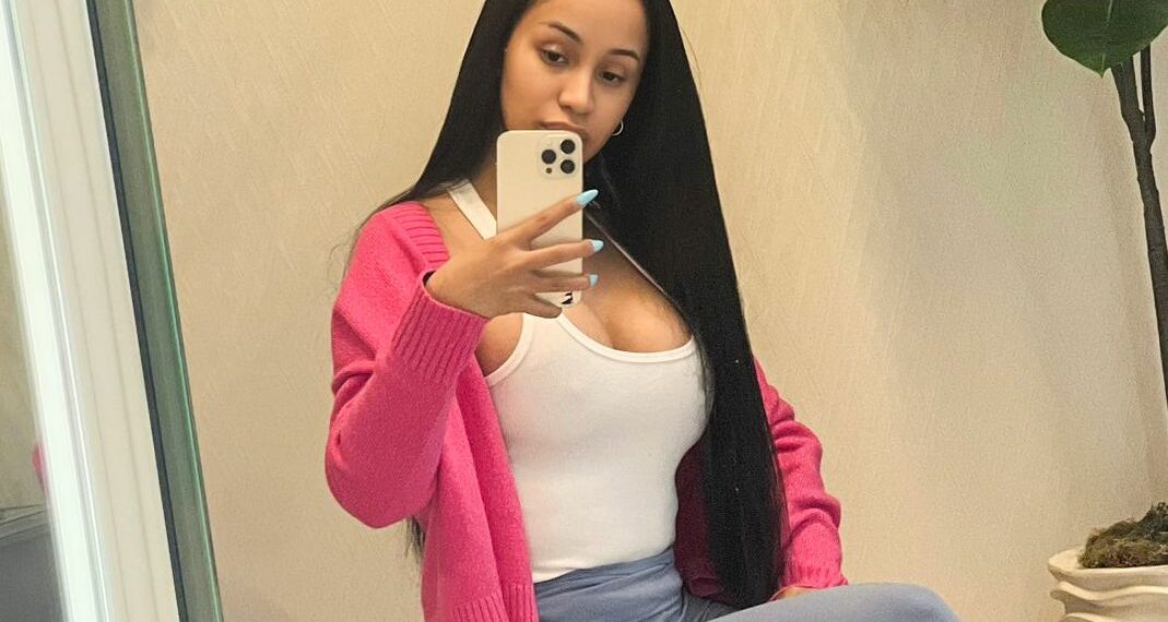 Cardi B, hair, tweet