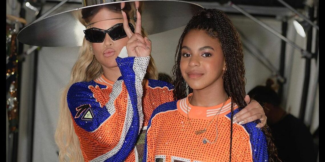 Beyoncé, Blue, tour